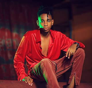 SquarePic 20220531 20383893