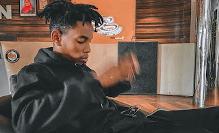 SquarePic 20220618 17500782