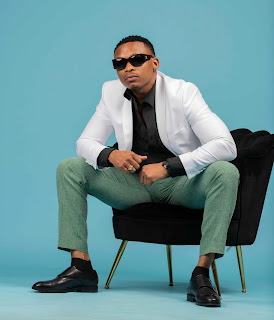 SquarePic 20220626 08424573