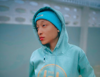 SquarePic 20220916 19201967