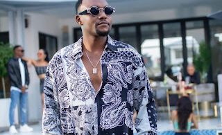 SquarePic 20230224 05225836