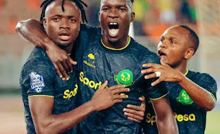 SquarePic 20230507 00395753