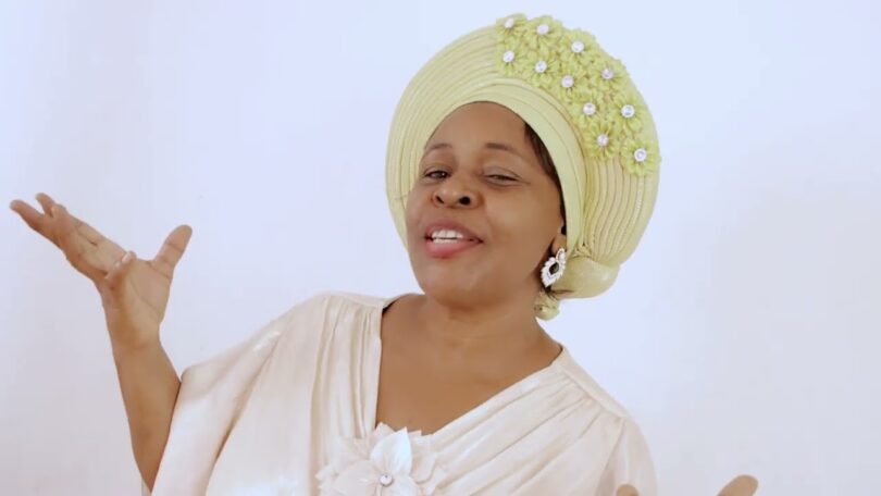 Jennifer Mgendi – Nimemuona Yesu