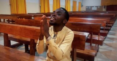 Aniset Butati Mikomo Ya Yesu