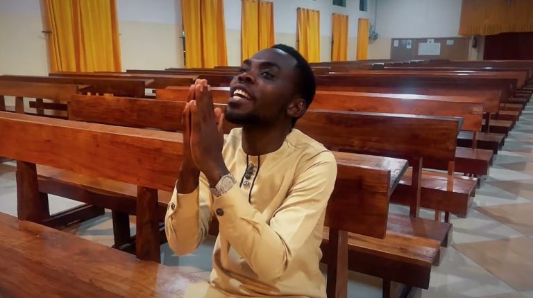 Aniset Butati Mikomo Ya Yesu